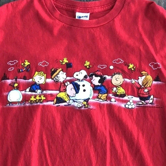 Charlie Brown and Gang Unisex Short Sleeve Tshirt - Picture 3 of 3